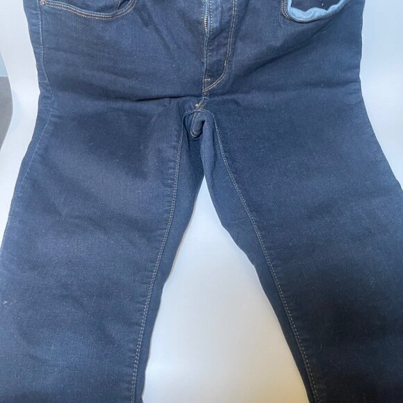 Levis Womens Classic Mid Rise Skinny Jeans Size 30 Dark Wash - Picture 3 of 7